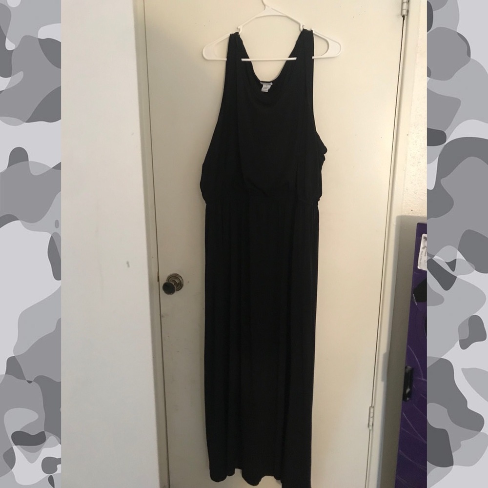 FINAL SALE 🌹 Long Black Dress 🖤